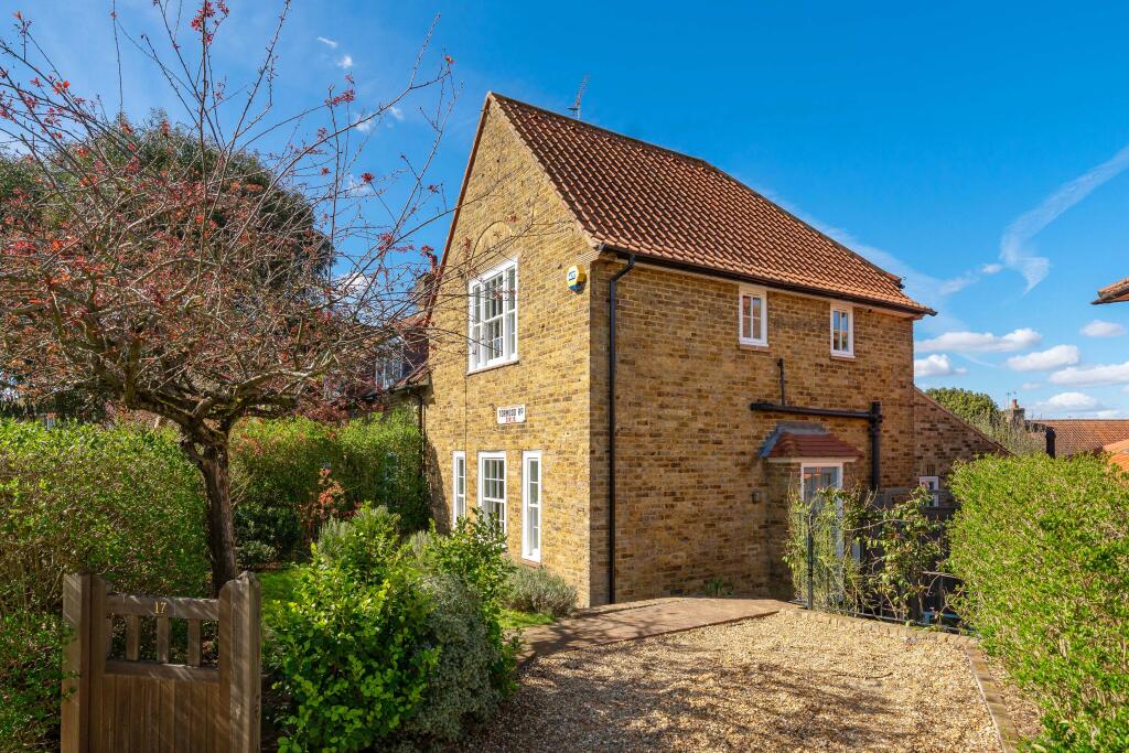Main image of property: Torwood Road, London, SW15