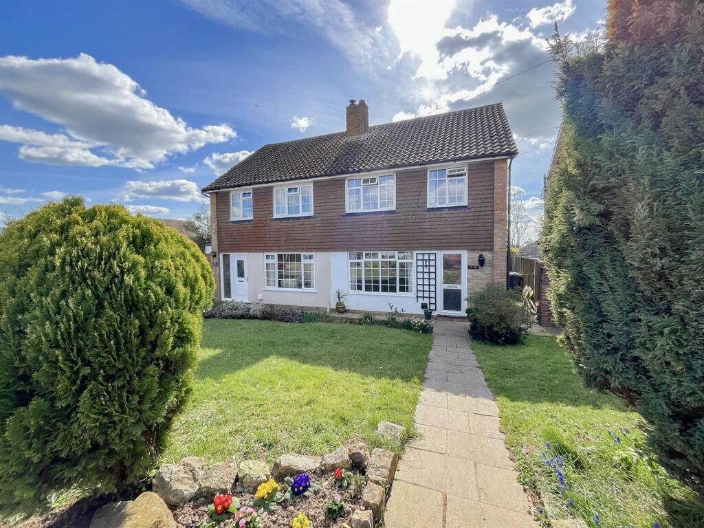 Main image of property: Longview, Heathfield, TN21 8BN