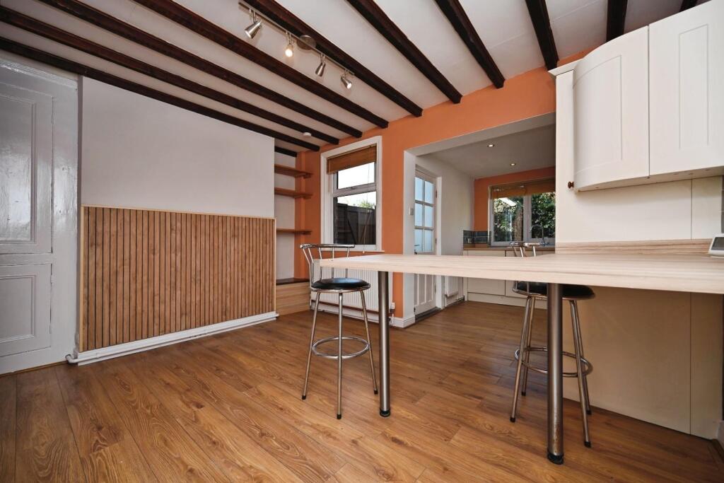 House in York - View 4