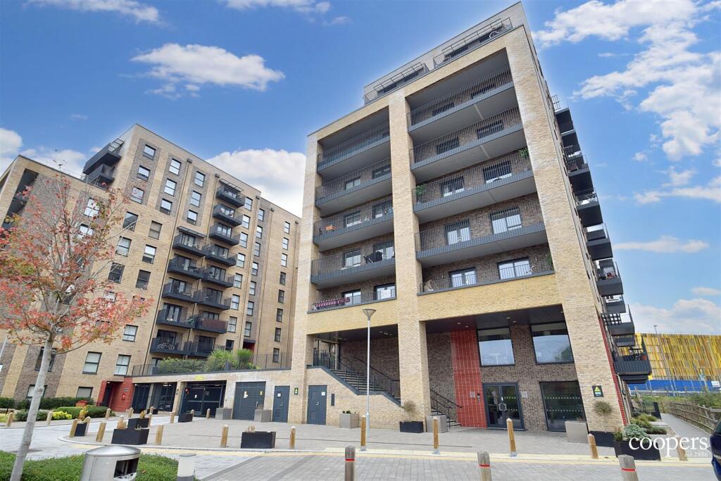 Main image of property: Colnebank Drive, Watford, WD18