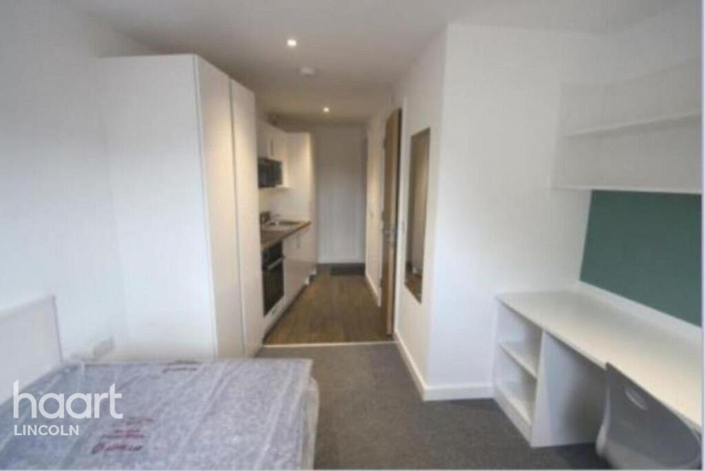 Main image of property: High Street, Lincoln