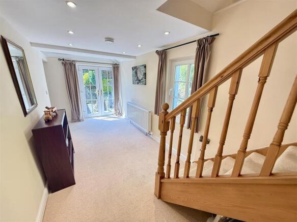 REAR HALLWAY