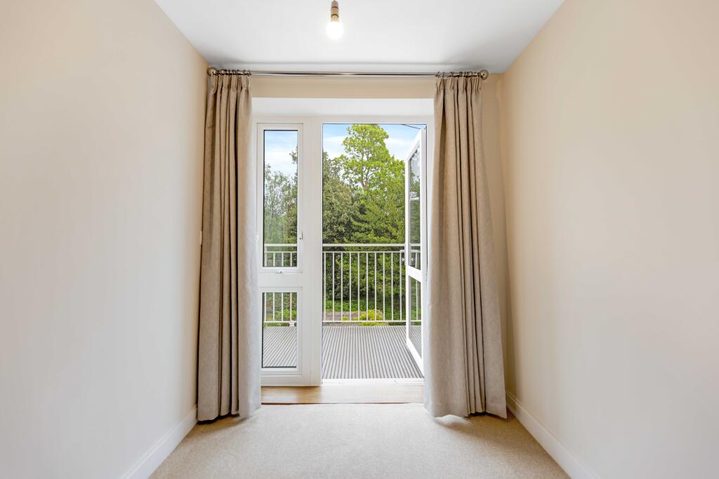 Apartment in Devizes, Wiltshire - View 4