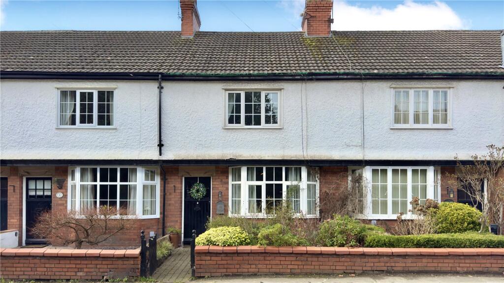 Main image of property: Cherry Brow Terrace, Hadlow Road, Willaston, Neston, CH64