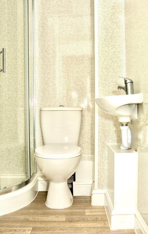 Additional image 9 of Room 5