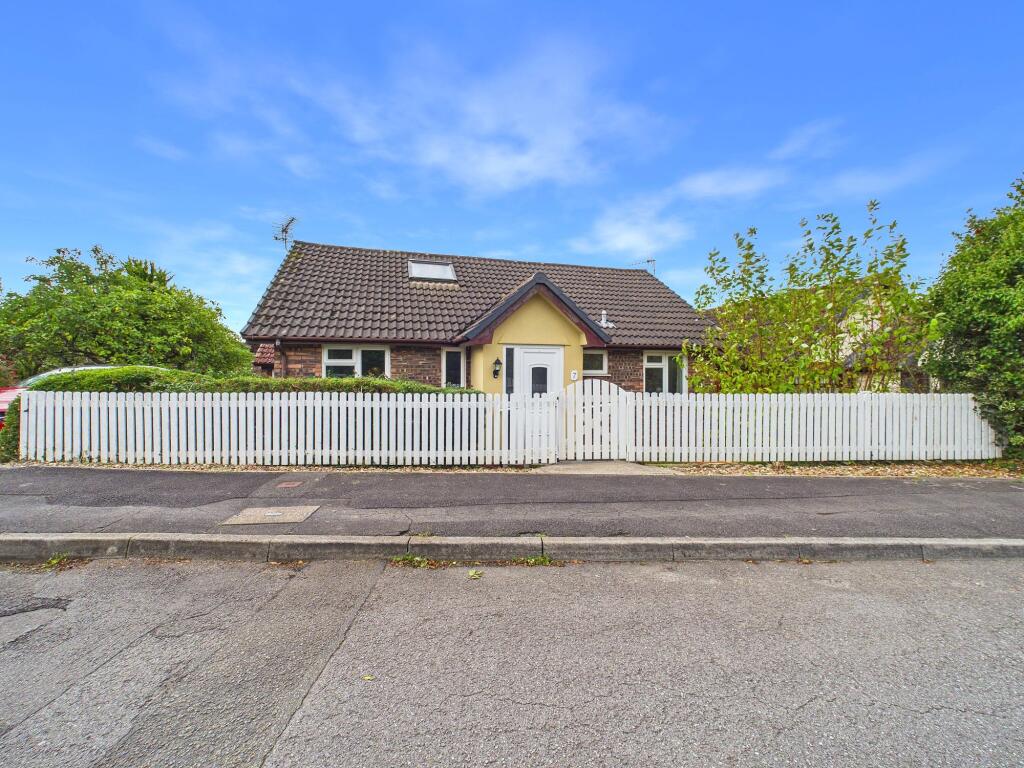 Main image of property: Heol Pentre Bach, Gorseinon, SA4