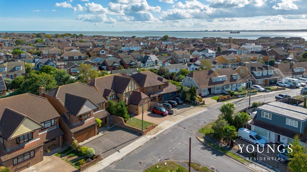 House in Southend-on-Sea - View 4