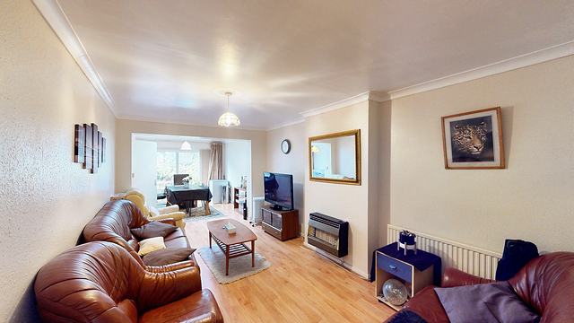 4 bedroom semi-detached house for rent