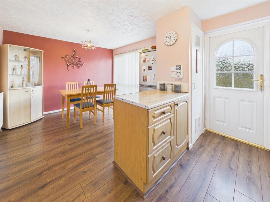 Bodmin Close, Wallsend photo 4