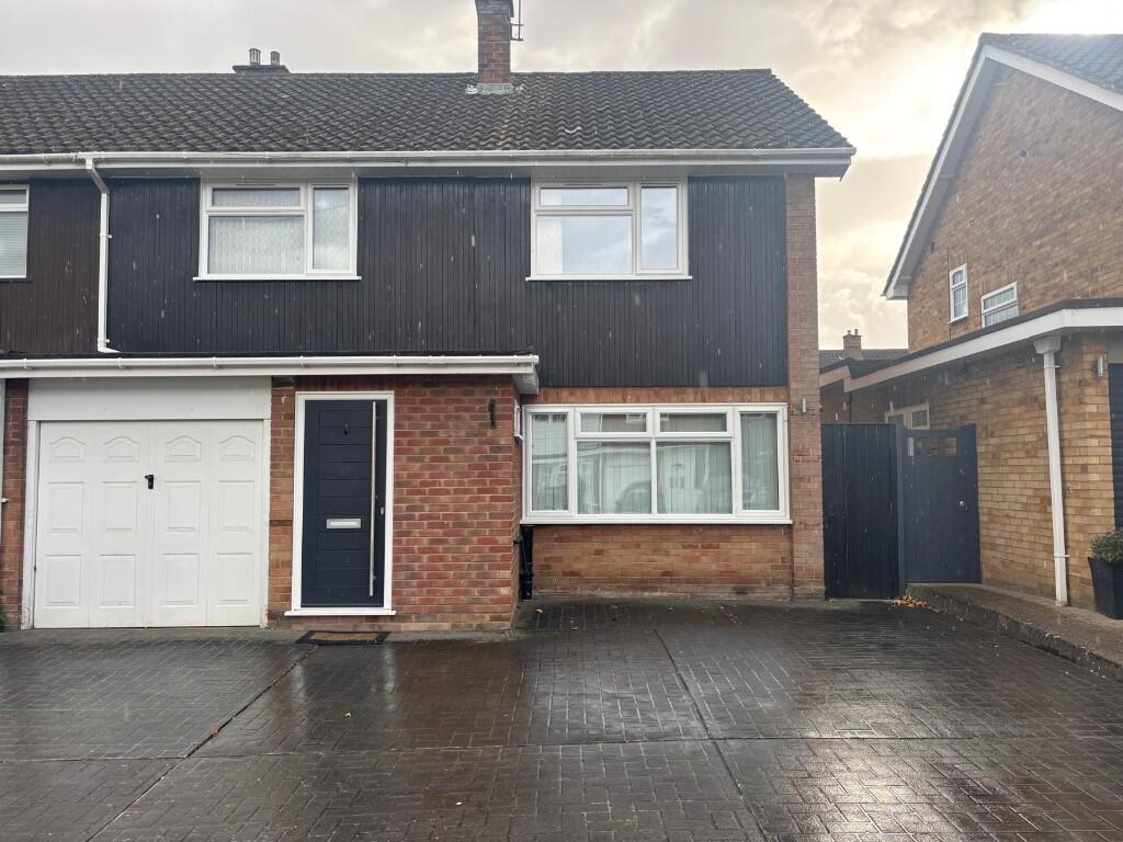 Main image of property: The Paddocks, Ingatestone, Essex, CM4
