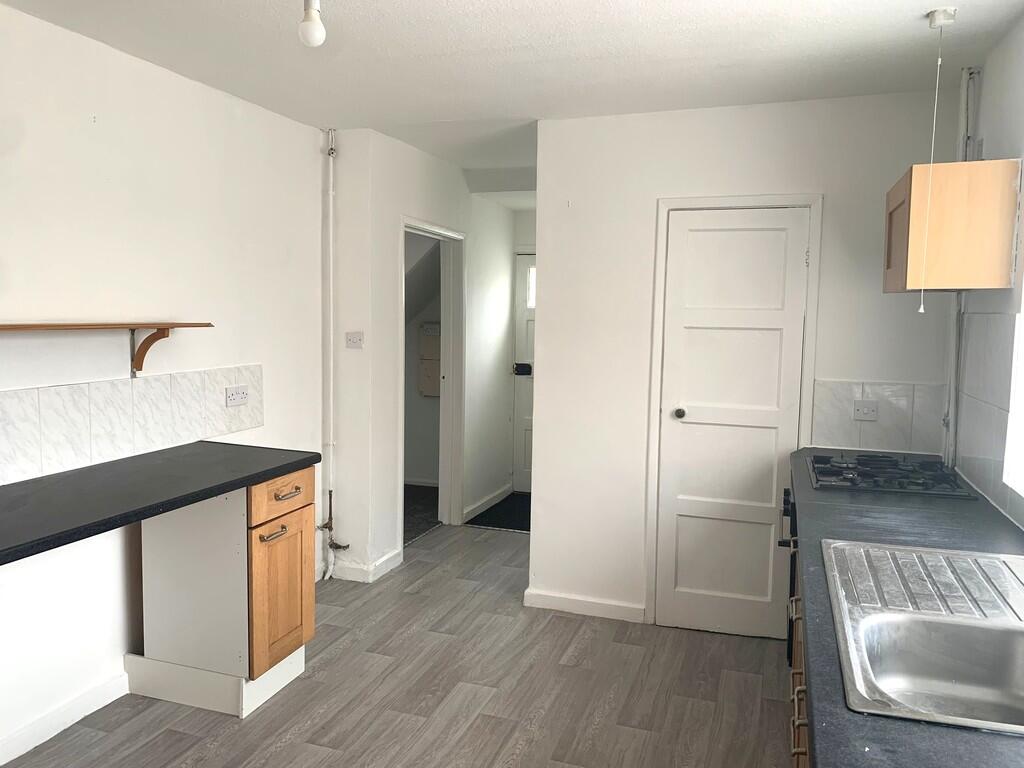 Brittain Avenue, Chesterton, Newcastle, ST5 7NU photo 5