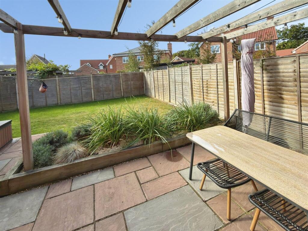 House in South Norfolk, Gillingham - View 4