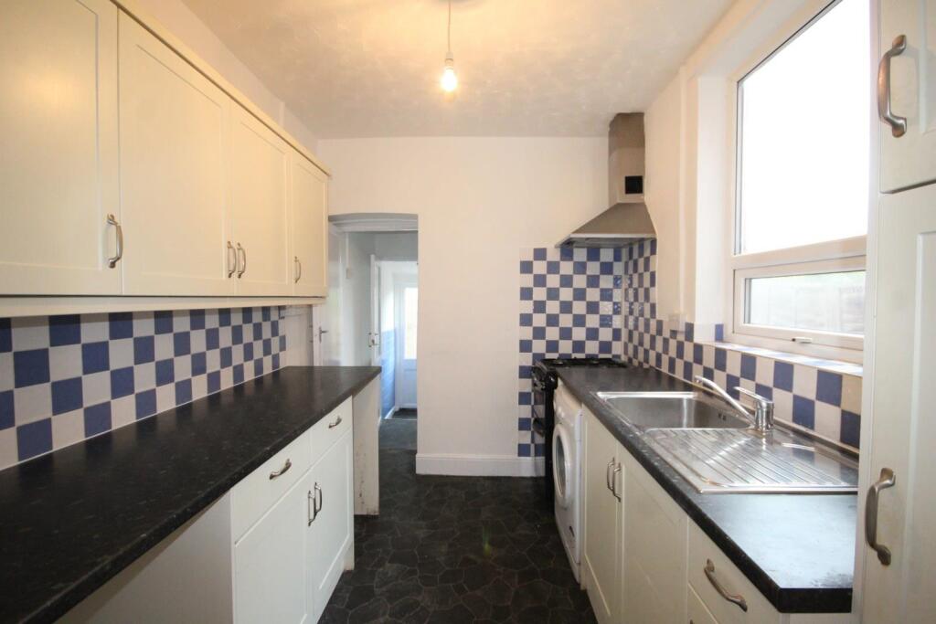 House in Northampton, West Northamptonshire - View 5