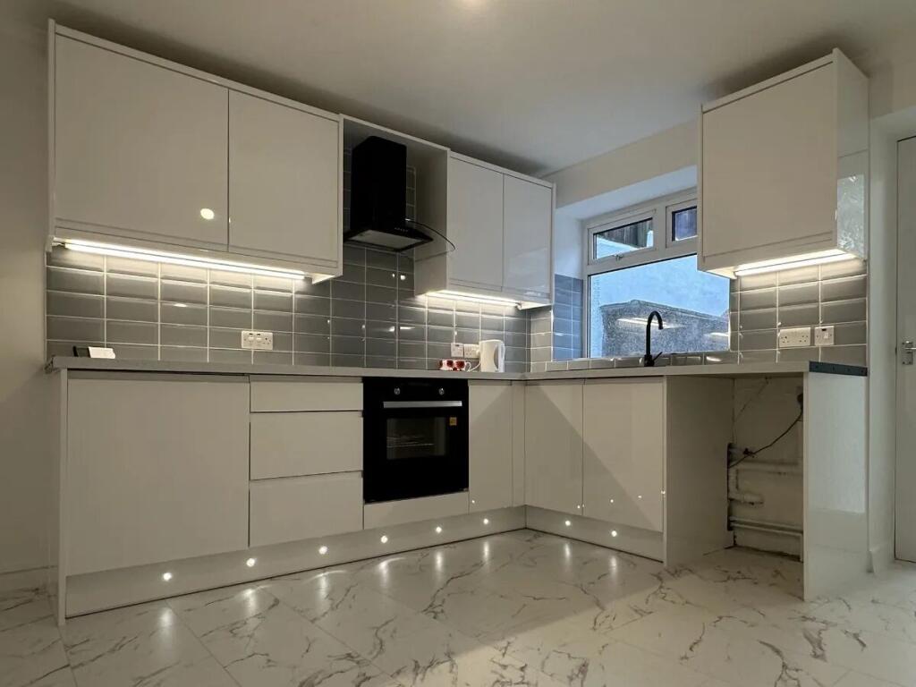 Main image of property: Penygraig Road, Penygraig, Penygraig, RCT.