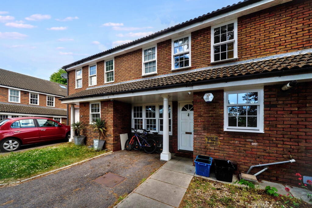 Main image of property: Spring Grove, Hampton, TW12 2DP