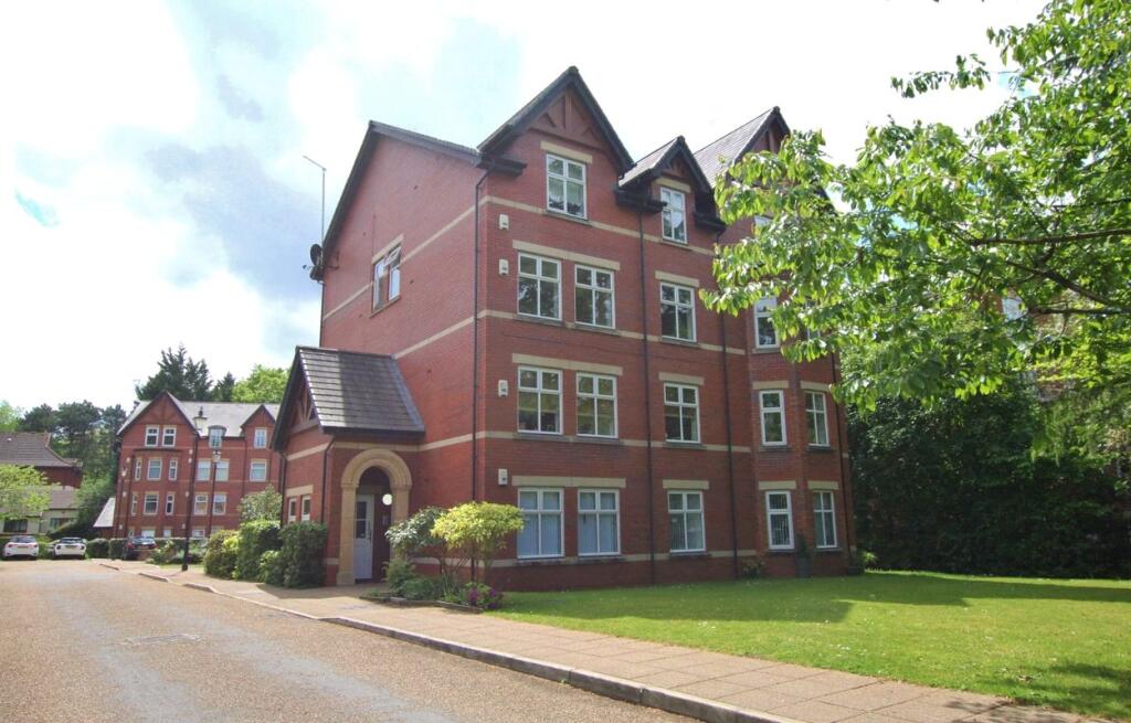 Main image of property: Grosvenor Court, Park Avenue, Mossley Hill, Liverpool, Merseyside, L18