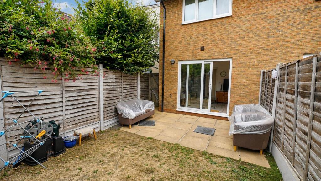 House in St Albans - View 4
