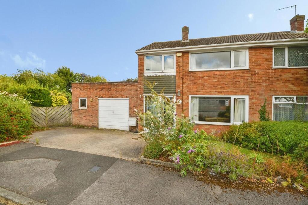 Main image of property: Butterfield Close, Eaglescliffe, Stockton-on-Tees, TS16