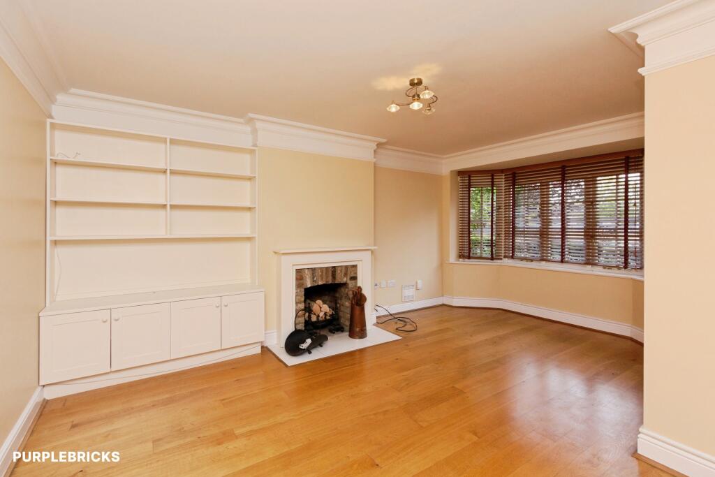House in Guildford - View 4