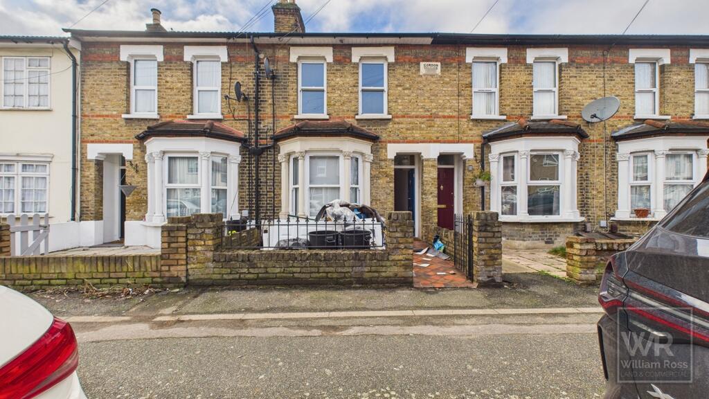 Main image of property: 30 George Street, Romford, Greater London, RM1 2DS