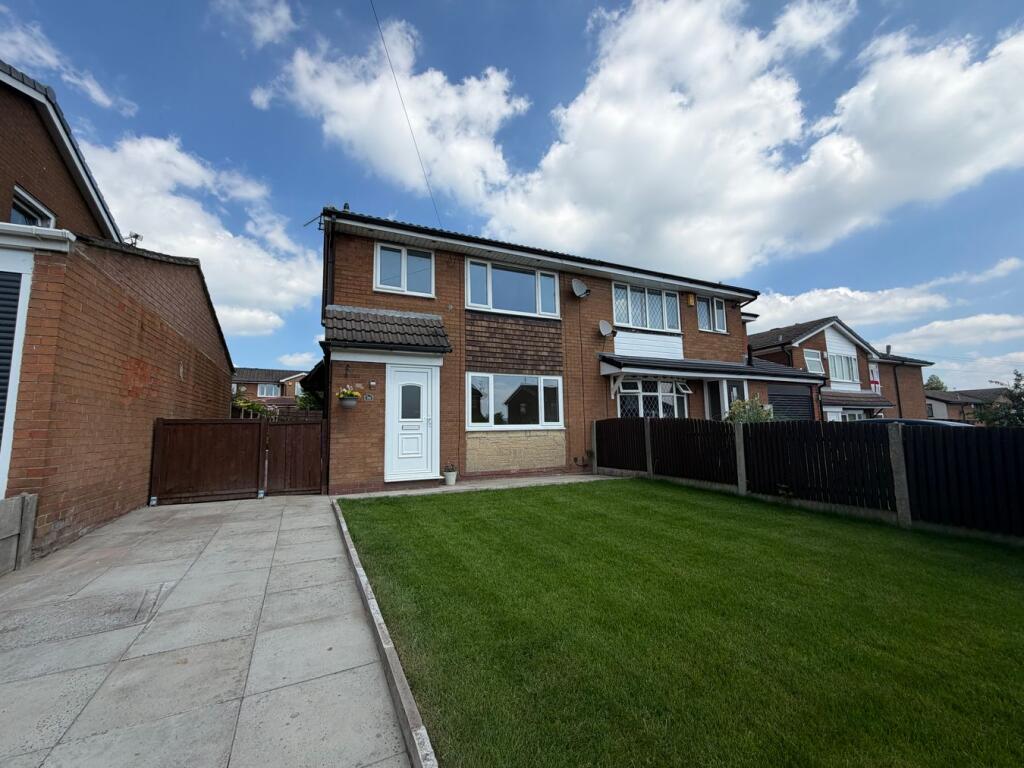 Main image of property: Harper Fold Road, Radcliffe, Manchester, M26