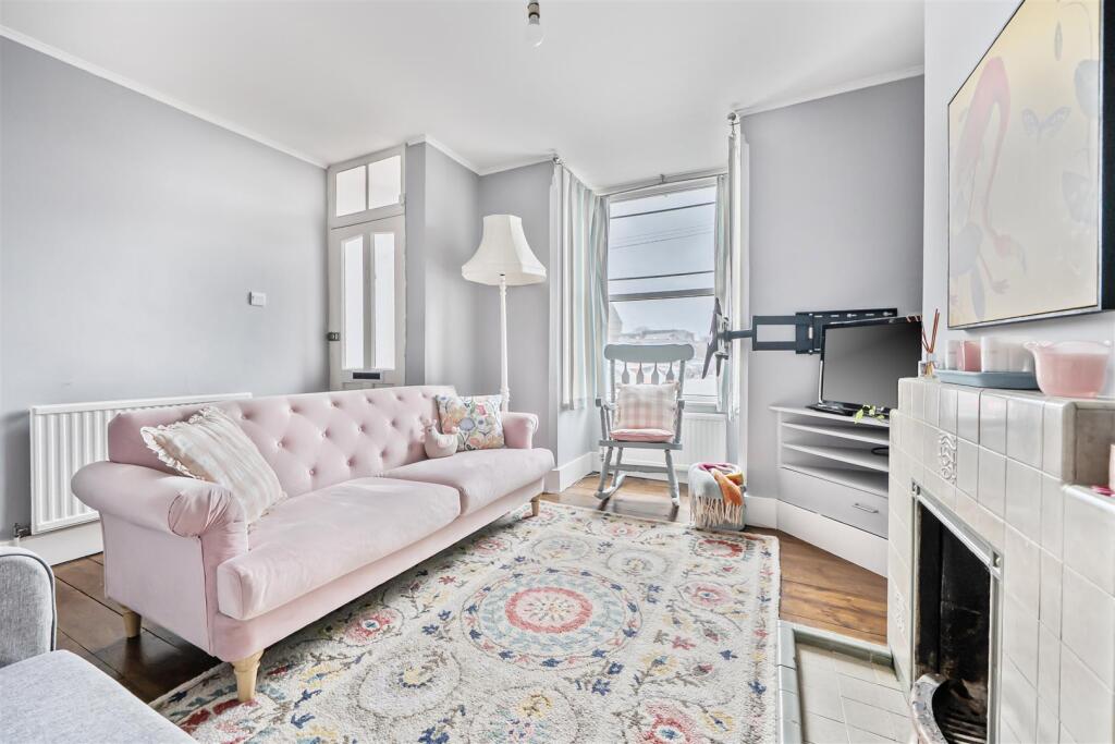 Main image of property: Chester Street, Caversham, Reading