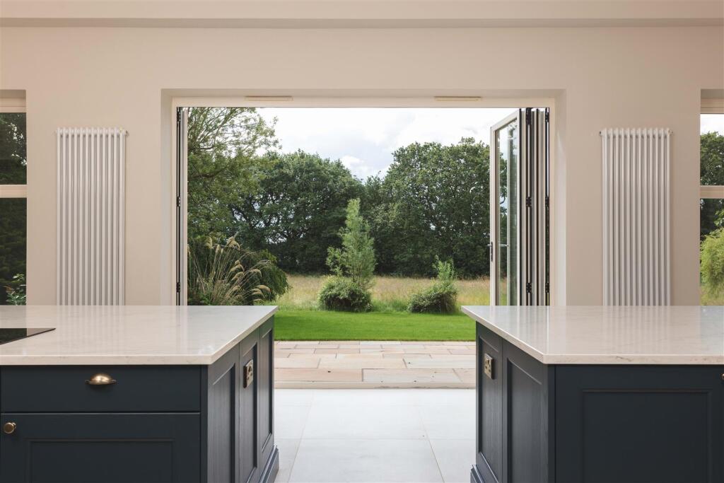 Bayton Lane, Horsforth, Leeds - View 5