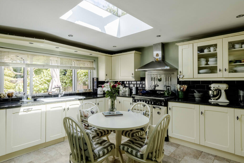 House in Weston-super-Mare, Locking Parklands - View 4