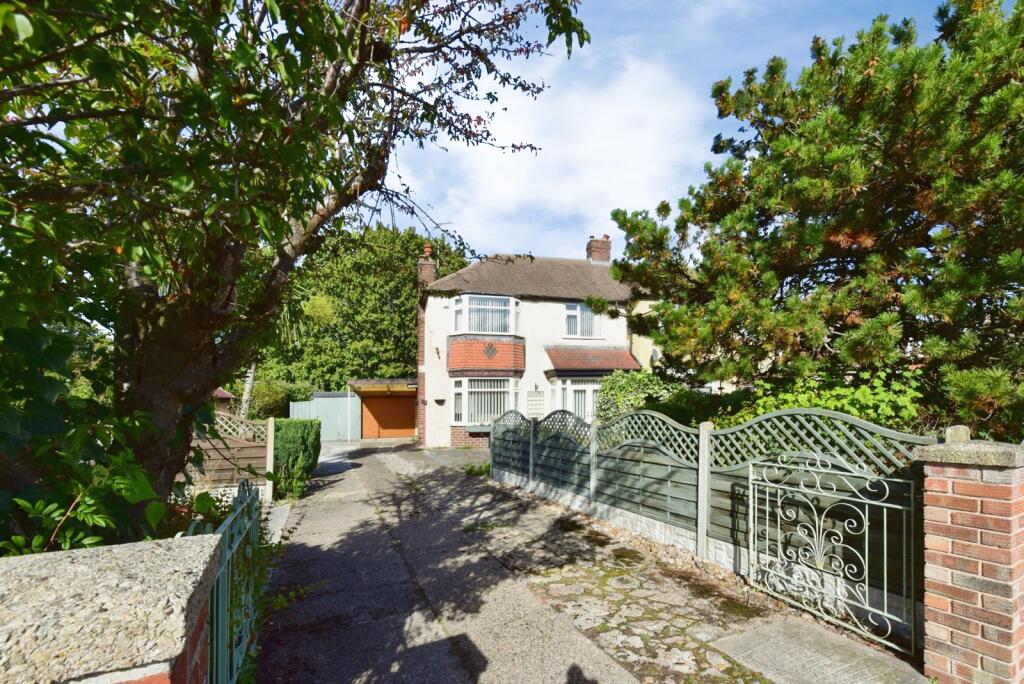Main image of property: Kew Crescent, Sheffield, South Yorkshire, S12
