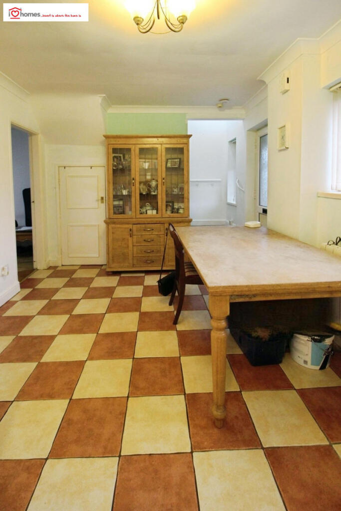 House in Walsall, West Midlands - View 5