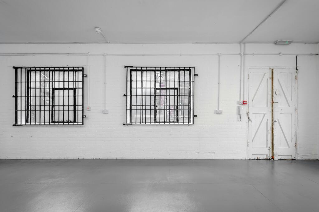 Brick Lane 160G NEW - Low Res 8.jpg