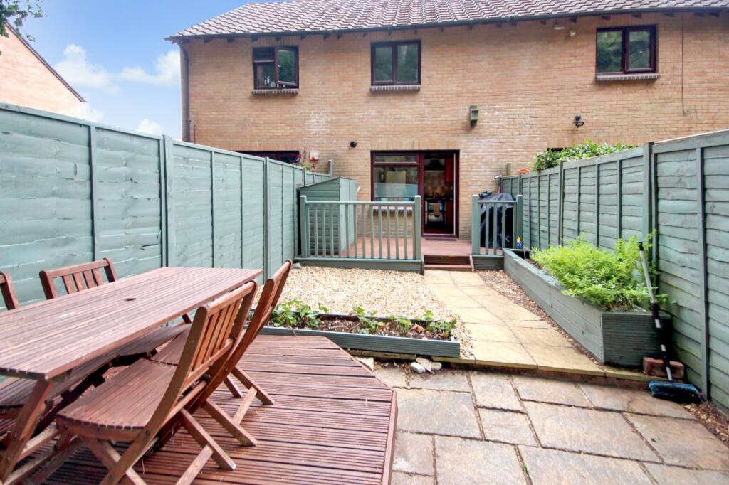 Spruce Close, Poole, Dorset, BH17 photo 4