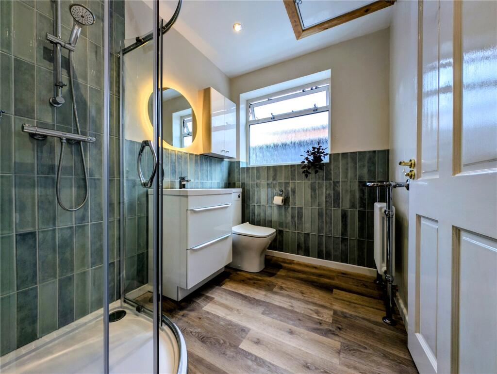 The Deansway, Kidderminster, Worcestershire, DY10 photo 2