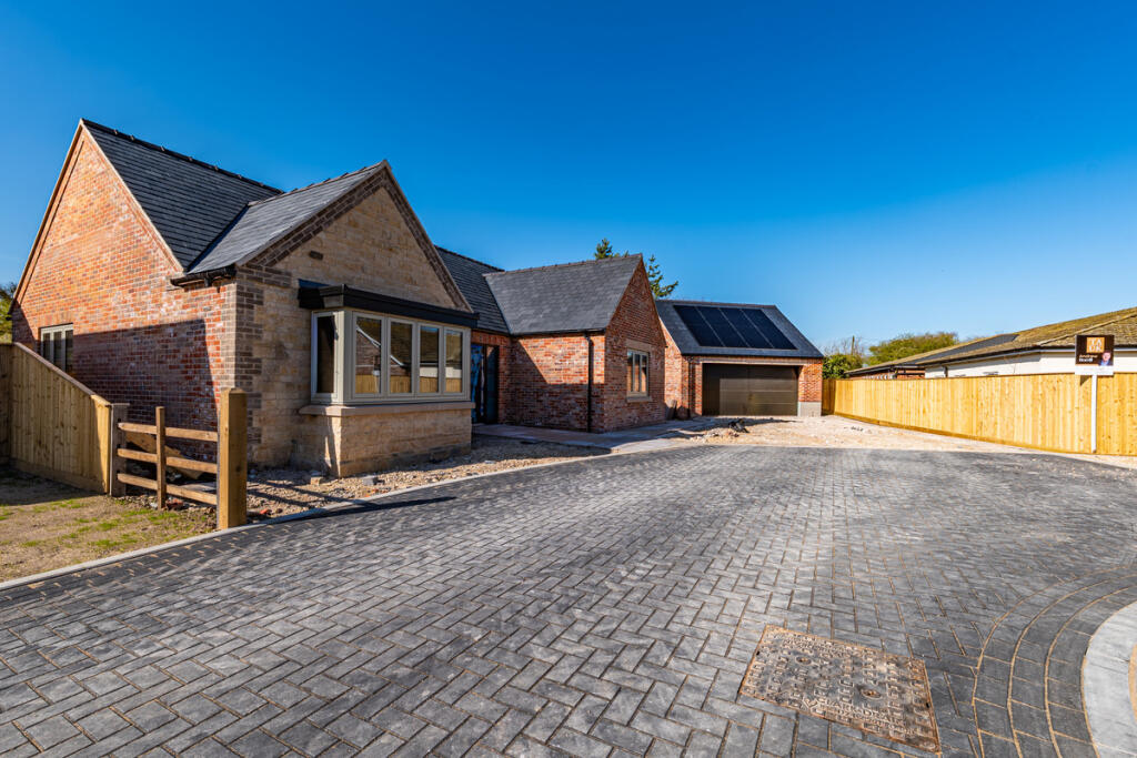 House in North Kesteven, Dunston - View 5