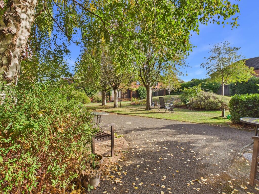Apartment in Hemel Hempstead, Amersham - View 4