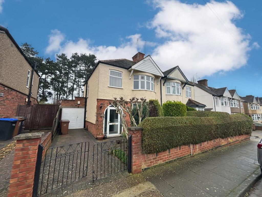 Main image of property: Bush Hill, The Headlands, Northampton NN3