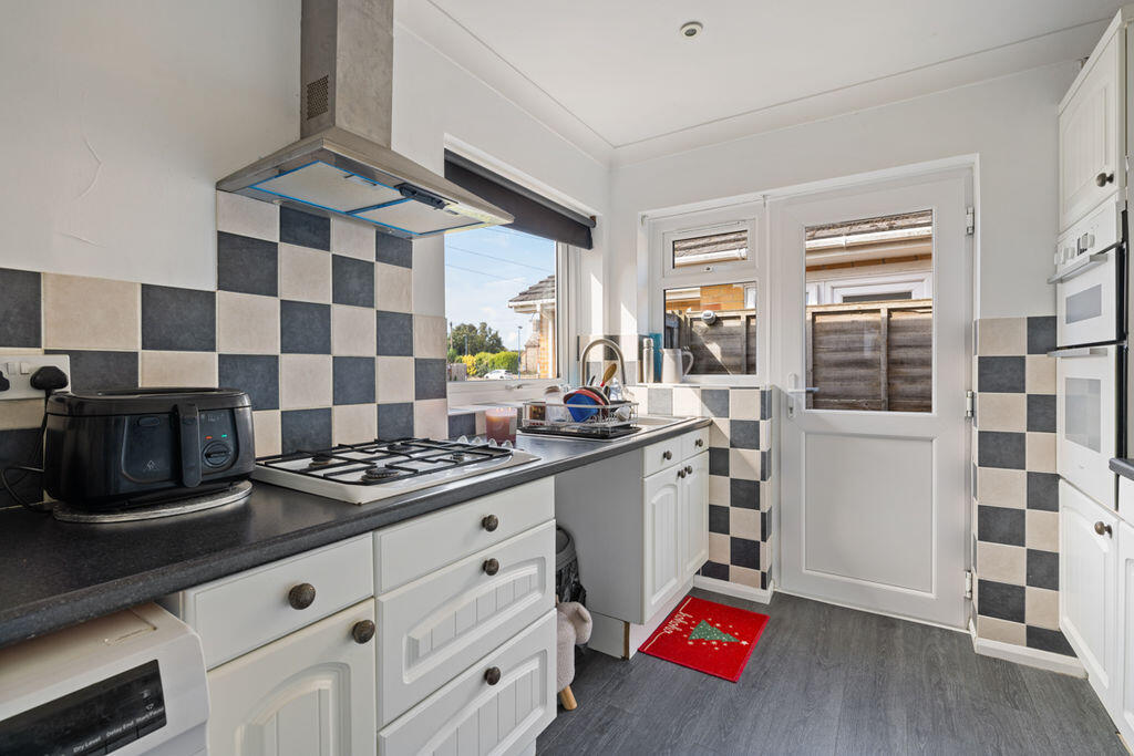 House in Portsmouth - View 5