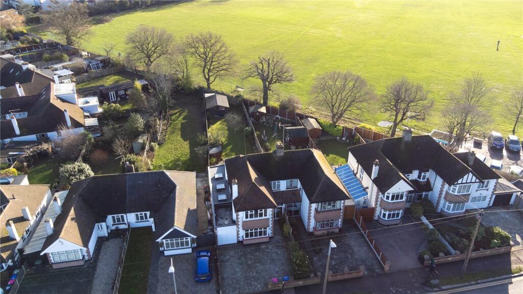 Main image of property: Eastwood Road North, Leigh-on-Sea, Essex, SS9