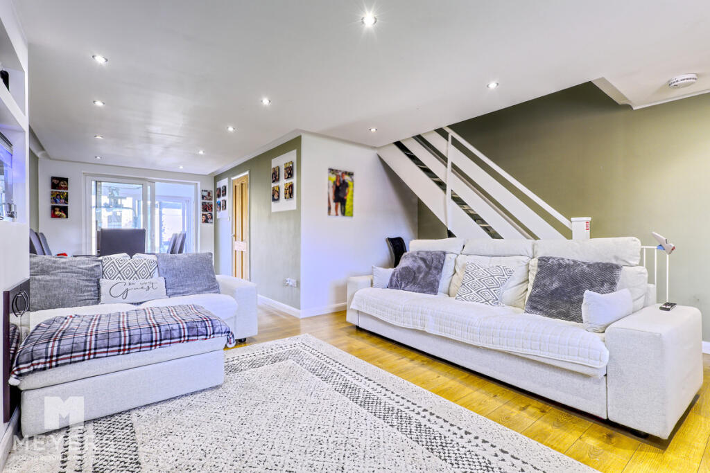 House in Christchurch, Mudeford - View 5