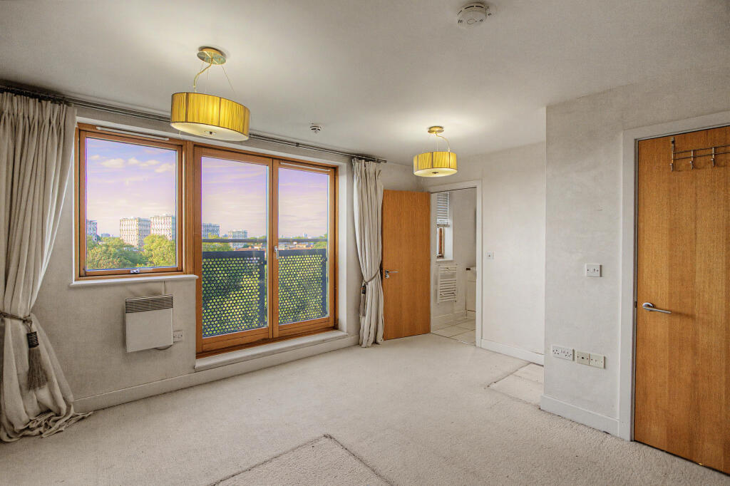 Apartment in London - View 5