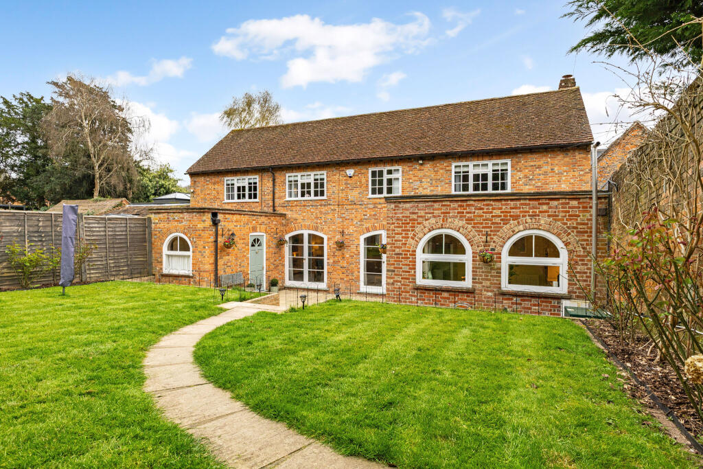 Main image of property: Midgham Park, Reading, RG7