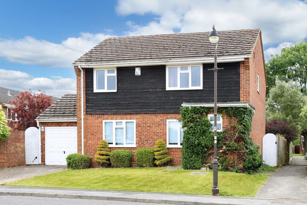 4-bed detached on Farmers Way, Seer Green, Beaconsfield, Buckinghamshire, HP9, £775,000
