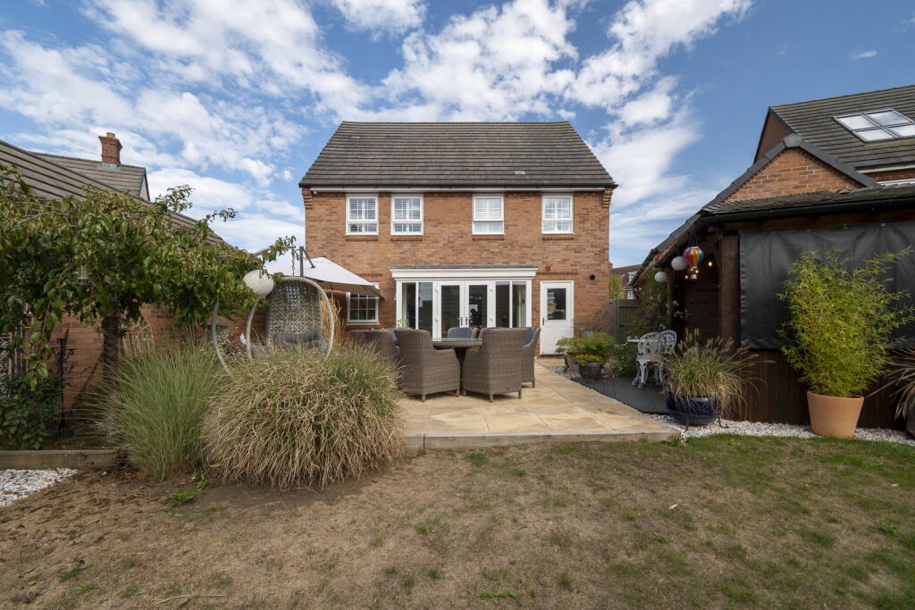 House in Stevenage - View 2
