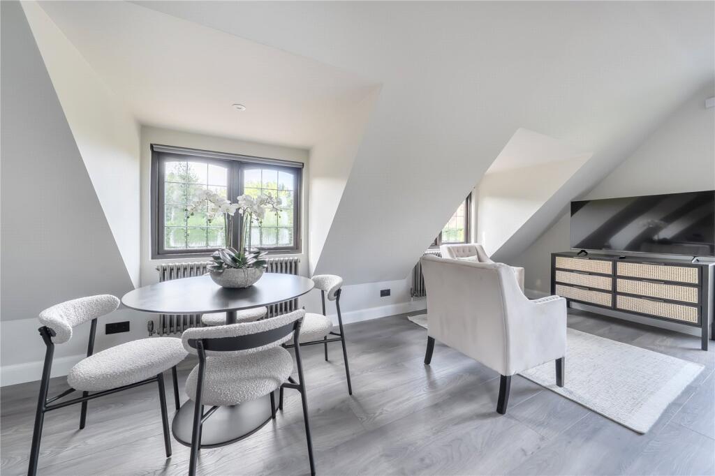 Studio Annexe, Oakwood House, Lady Margaret Road, Sunningdale, SL5 - View 2