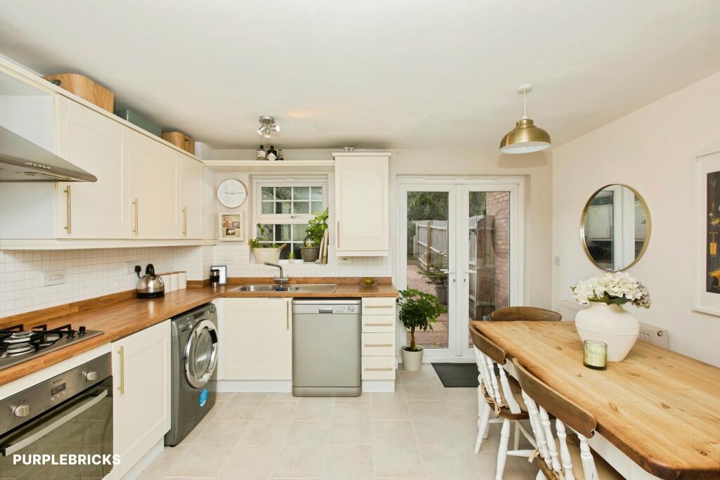 House in Derby - View 4
