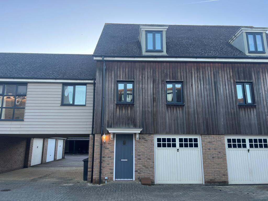Main image of property: Rosehip Road, Orchard Park, Cambridge, CB4