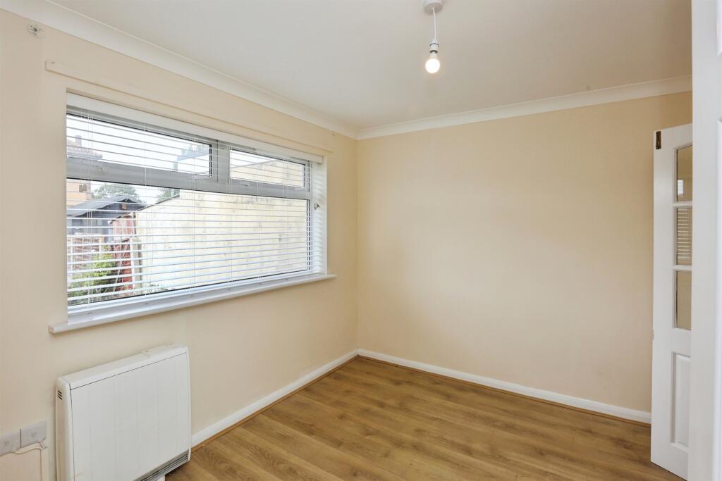 House in Southampton - View 5