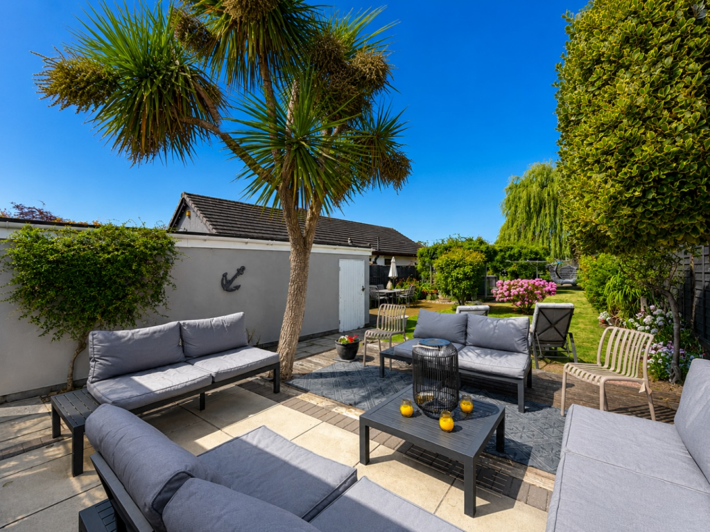 Rufford Road, Southport, Merseyside, PR9 8JD - More