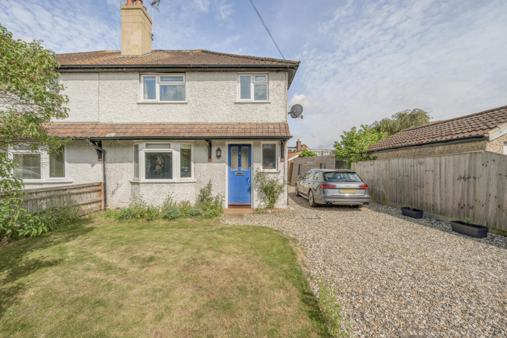 3-bed semi-detached on Meadow Lane, Pangbourne, Reading, Berkshire, RG8, £600,000