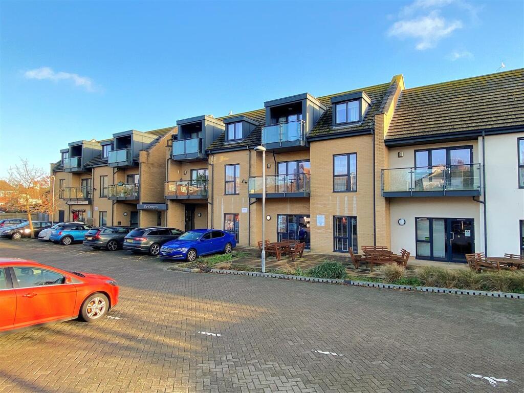 2-bed flat on Buxton Drive, £135,000